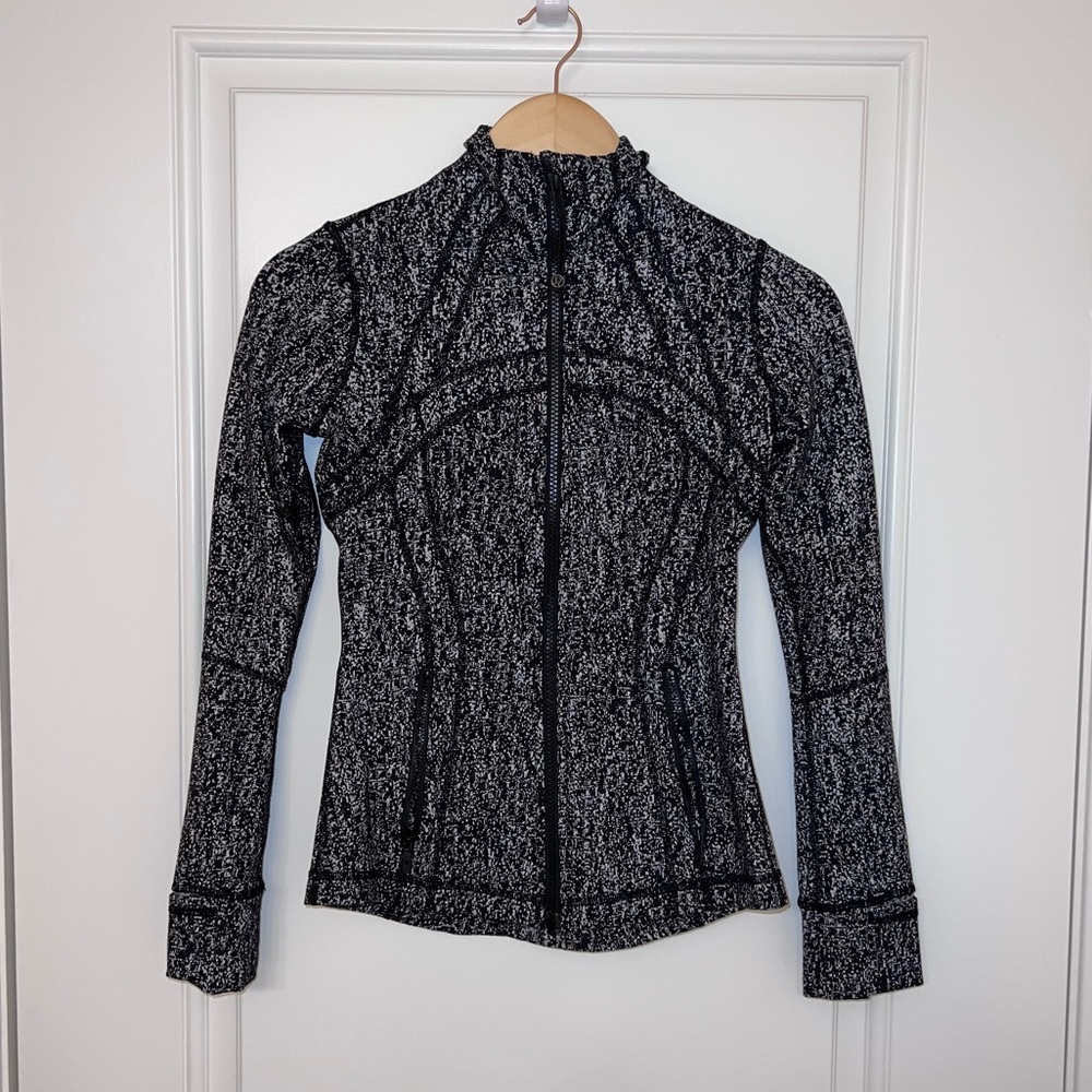 Lululemon Define Jacket 🖤 Heathered Black & White | Sculpting Fit Size 4 (Small) - Picture 7 of 7